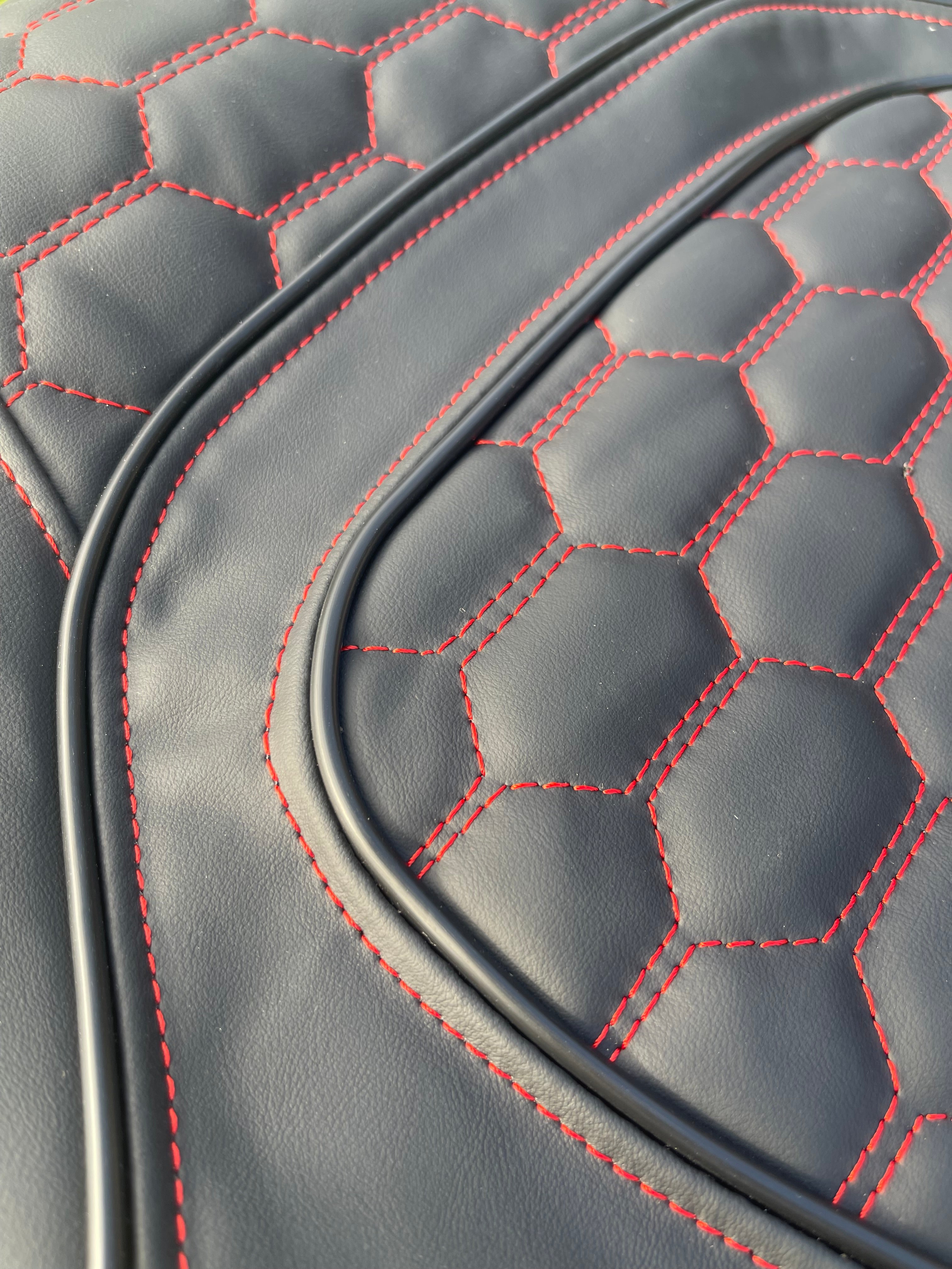 Zadelhoes , Piaggio Zip DUO RS Rood | Alcantara / Kunstleer