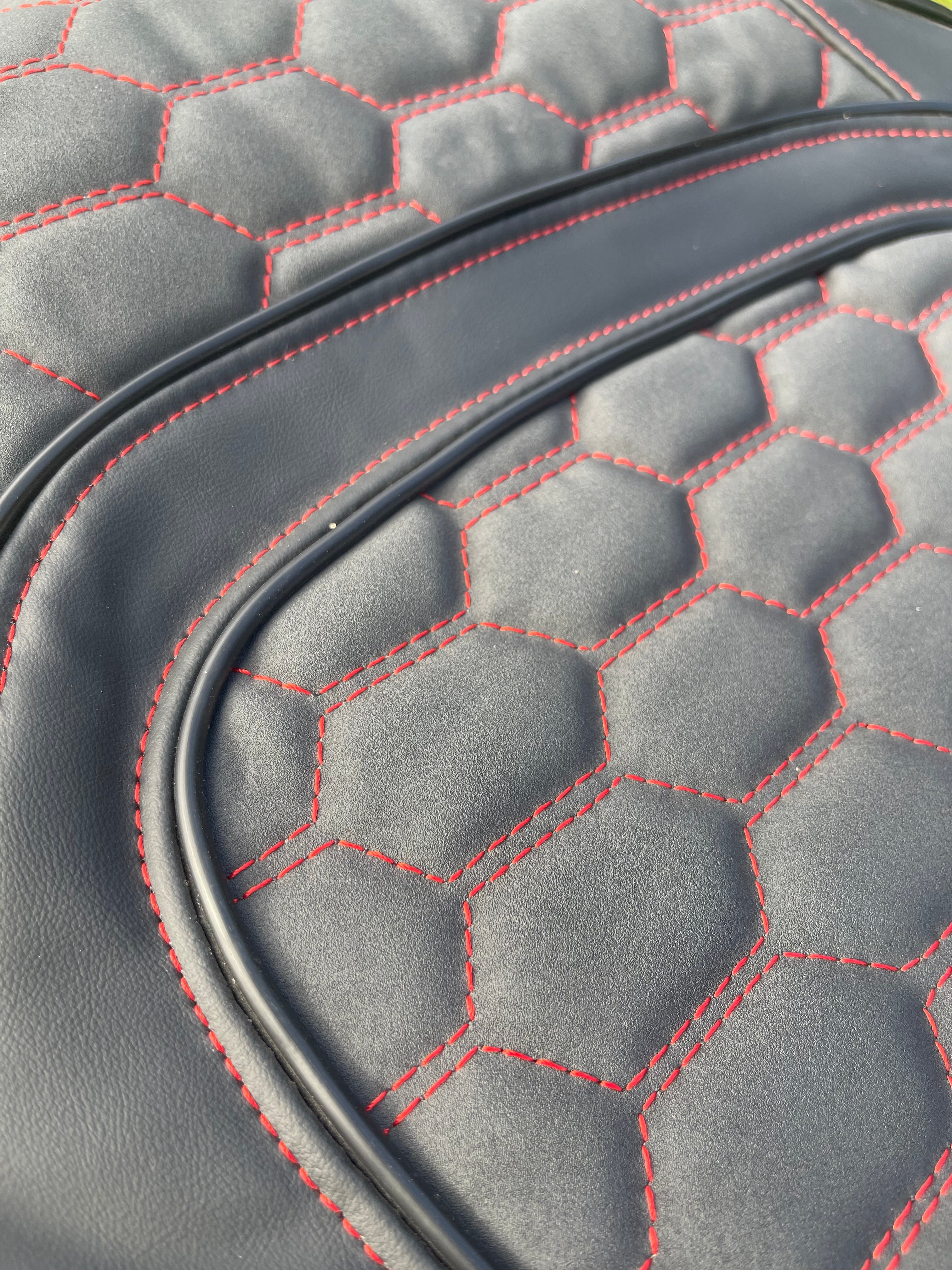 Zadelhoes , Piaggio Zip DUO RS Rood | Alcantara / Kunstleer
