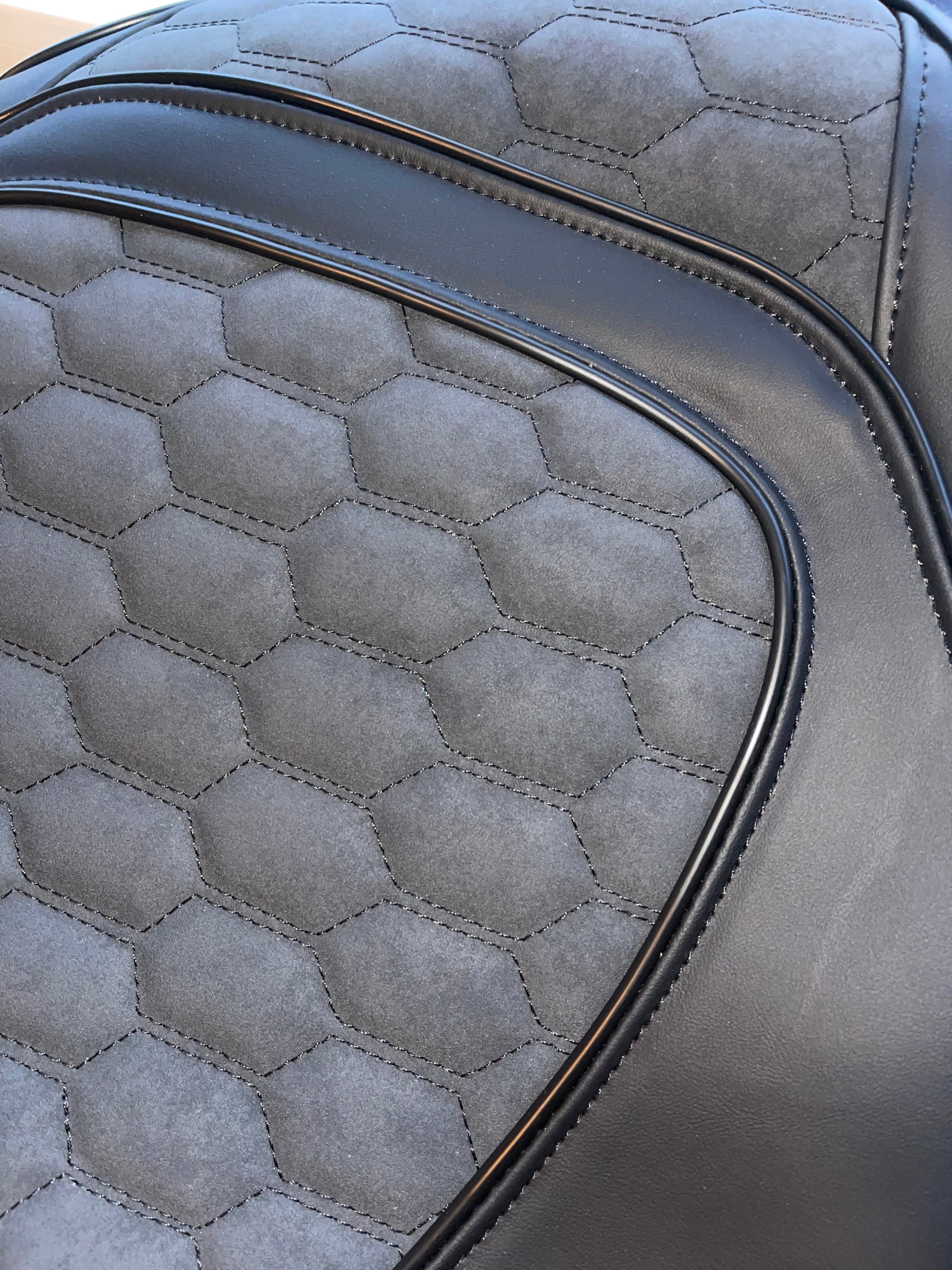 Zadelhoes , Piaggio Zip DUO RS Zwart | Alcantara / Kunstleer